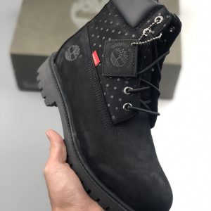 Supreme x Timberland Wheat Premium 6 Inch  Leather Boots