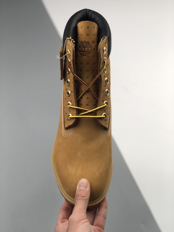 Supreme x Timberland Wheat Premium 6 Inch  Leather Boots