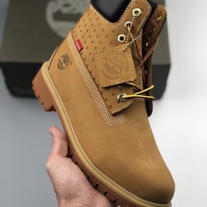 Supreme x Timberland Wheat Premium 6 Inch  Leather Boots