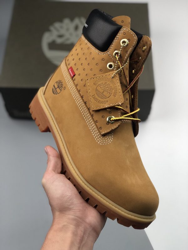 Supreme x Timberland Wheat Premium 6 Inch  Leather Boots