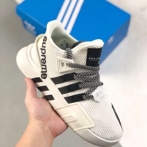 1:1 replica sneaker; fake nike; fake adidas; replica AJ; replica yeezy; replicas from original factrory; maxluxes