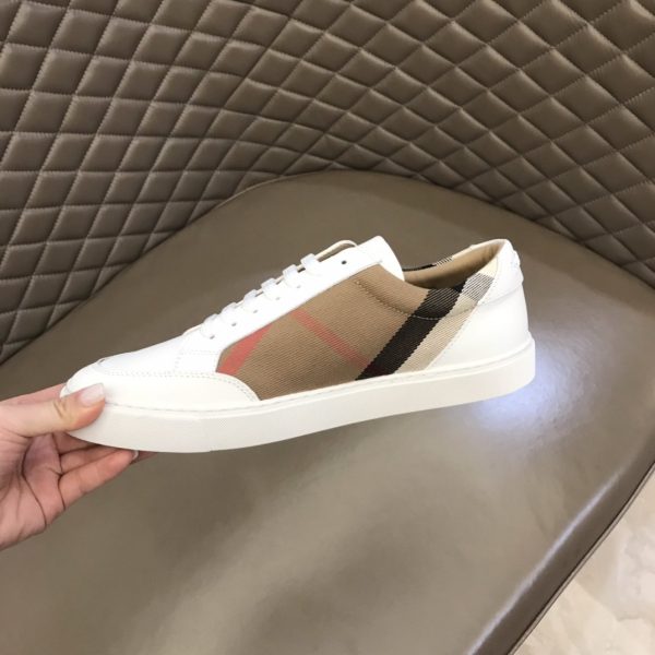 Burberry casual shoe