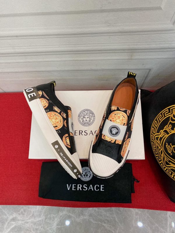 Versace casual shoe
