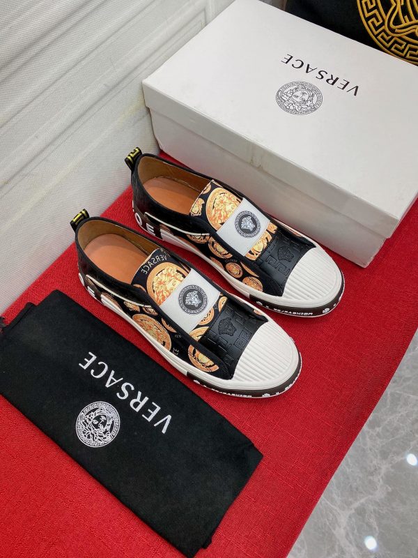 Versace casual shoe