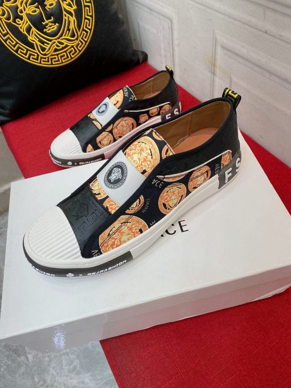 Versace casual shoe