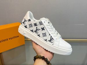 Lv Trainer Best Quality Rep 1:1 Like Auth - Roll Sneaker