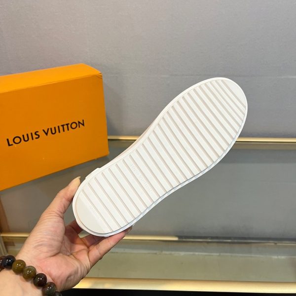 Louis Vuitton casual shoe