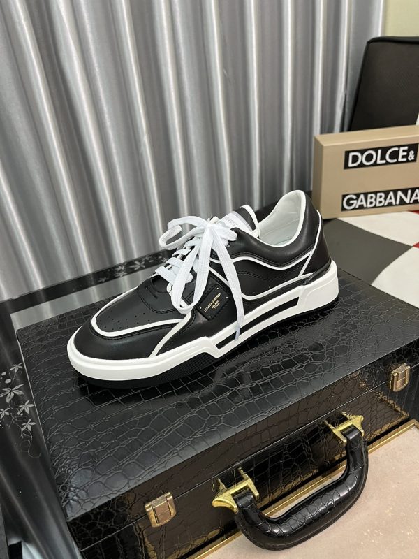 D&G casual shoe