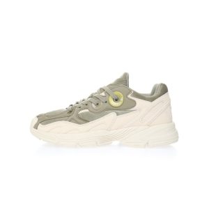 Adidas Originals AstirBeige/Olive Green