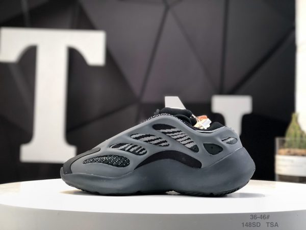 Adidas Yeezy 700V3 GY4109