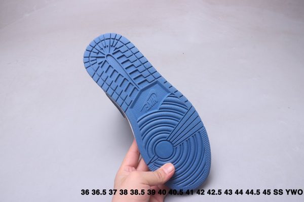 AIR JORDAN 1 HIGH OG AJ1 555089 SS