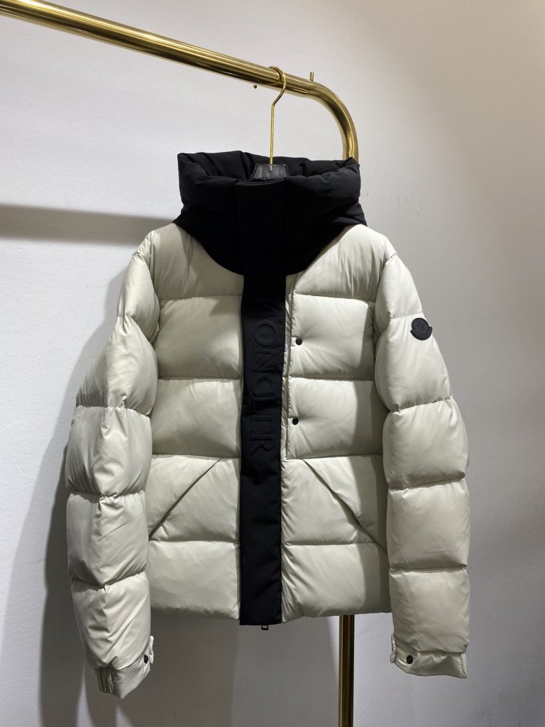 What grade is Moncler? Why so expensive? 1:1 replica down jacket from original factory on Maxluxes