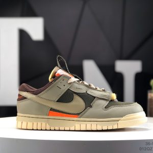 Off-White x Futura x Nike SB DunkPine Green