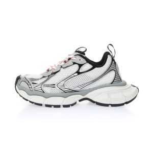 BALENCIAGA 3XL Sneakers 3+