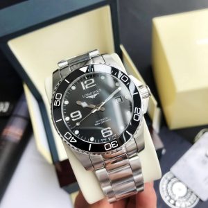 Longines Conquest Classic