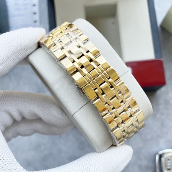 IWC boutique men's wristwatch