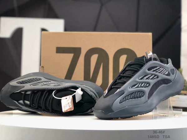 Adidas Yeezy 700V3 GY4109
