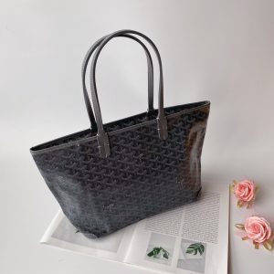 Gucci Artois shopping bag/Goyard Artois