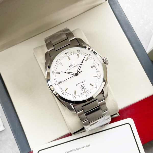 IWC boutique men's wristwatch