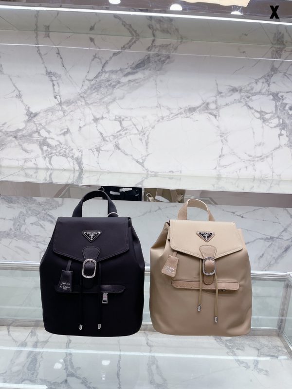 Prada 23 new backpack (Multicolor)