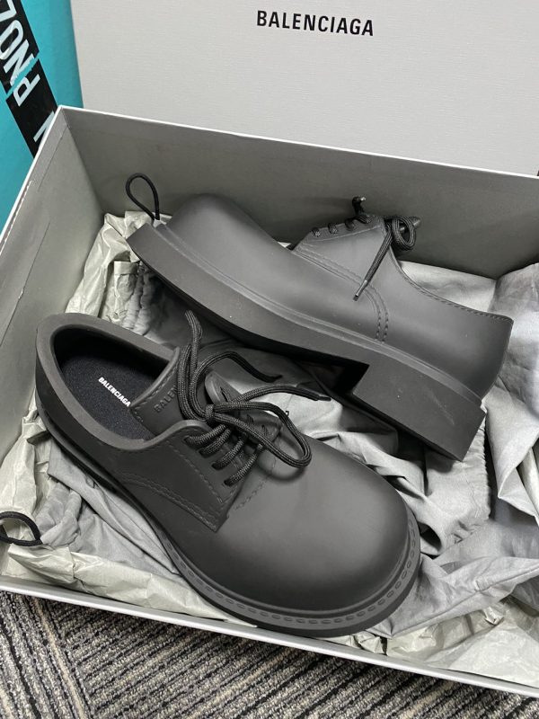Balenciaga Michiderby shoes