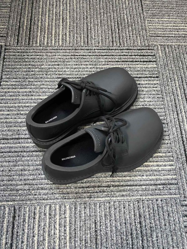 Balenciaga Michiderby shoes