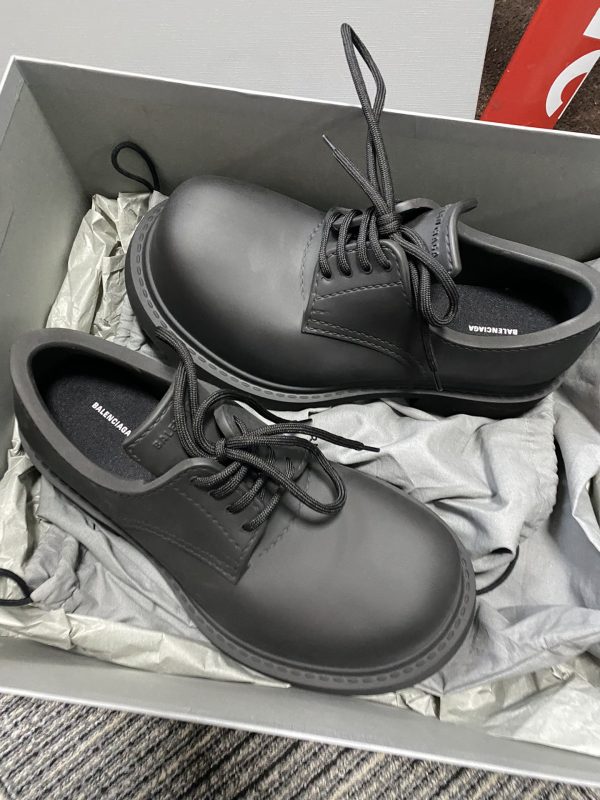 Balenciaga Michiderby shoes