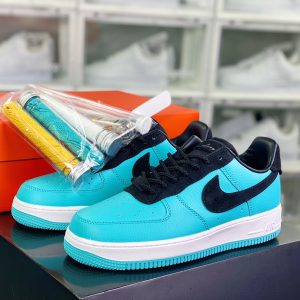 Tiffany & Co. x Nike Air Force 1 Low SPFriends and Family