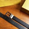 Burberry pin buckle belt