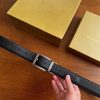 Burberry pin buckle belt