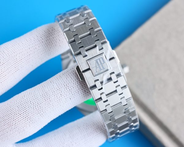 i1680108506_9051_8.jpg Audemars Piguet Royal Oak