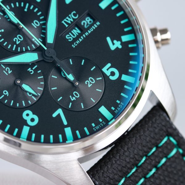 IWC collaboration with the Mercedes AMG Petronas F1 team