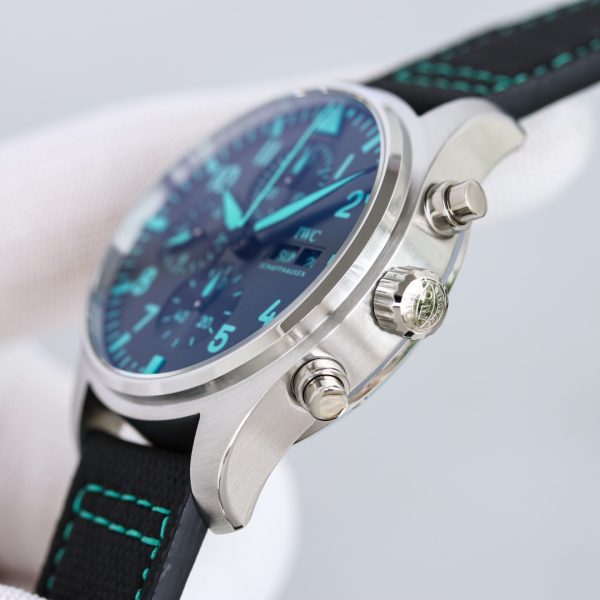 IWC collaboration with the Mercedes AMG Petronas F1 team