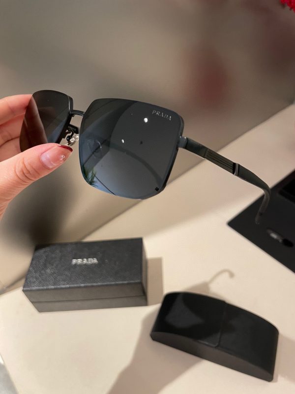 i1681311995_5716_5.jpg Prada Men's polarized sunglasses