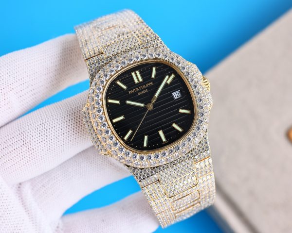 Patek Philippe Nautilus 5711