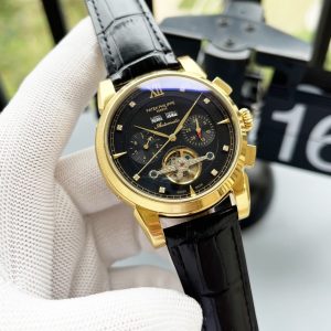 Patek Philippe multi-functional boutique large flywheel design