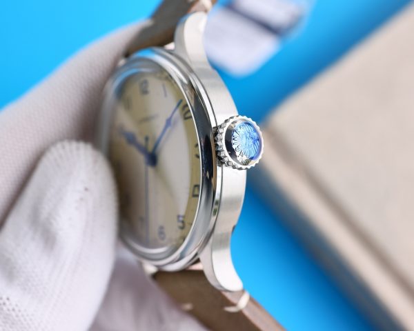 i1681751035_4002_3.jpg Longines Little Freckles