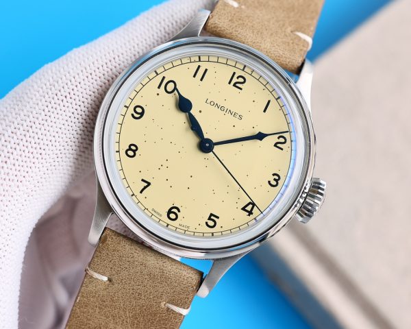 i1681751035_6259_1.jpg Longines Little Freckles