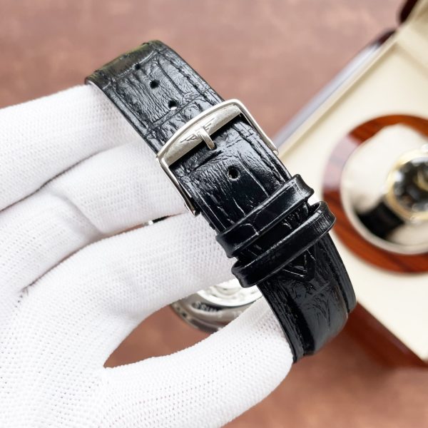Longines boutique men's wristwatch