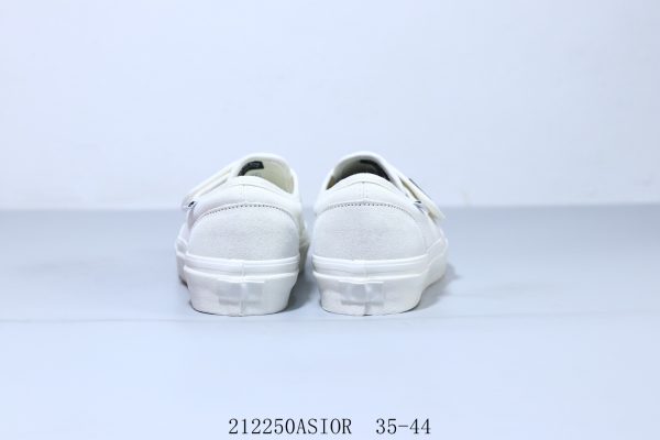 o_1gq4qooeqf1h1mqigtb11df160f5j.jpg Fear Of God x Vans Slip-On 47V DX