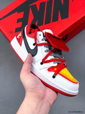 Nike Air Jordan 1 Low AJ1