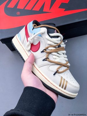 Nike Air Jordan 1 Low AJ1