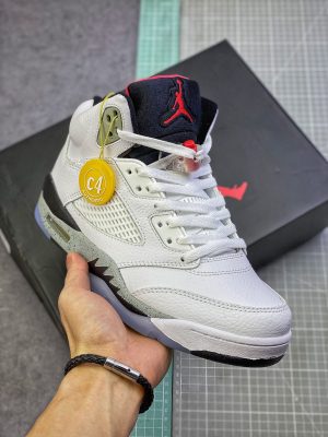 Air Jordan 5 Retro