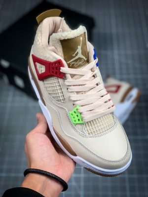 Air Jordan 4 Retro OG
