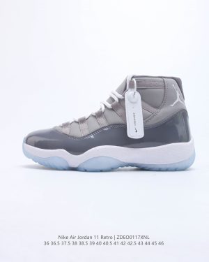 Air Jordan 11 Bred