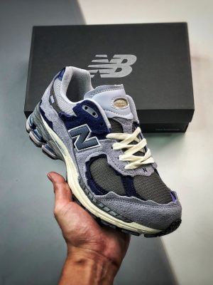 New Balance 2002R