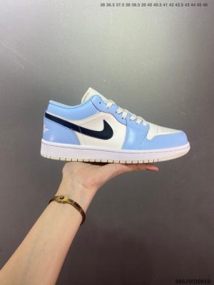 Air Jordan 1 Low