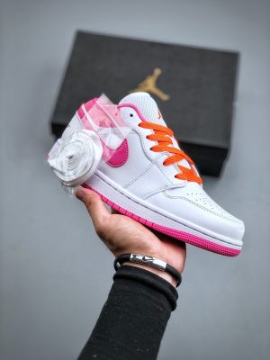 Nike Air Jordan 1 Low  AJ1