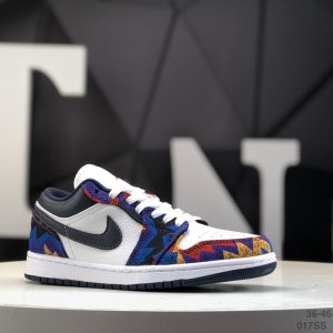 i1664325002_454_0.jpg Nike Air Jordan 1 LowWhite/Obsidian/Indian