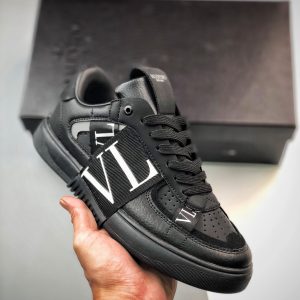 i1669107792_8330_0.jpg Valentino Garavani VL7N Sneakers